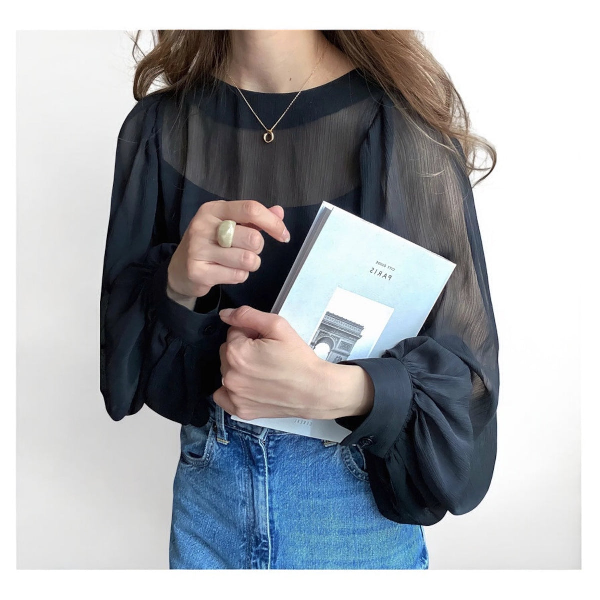 シアーブラウス