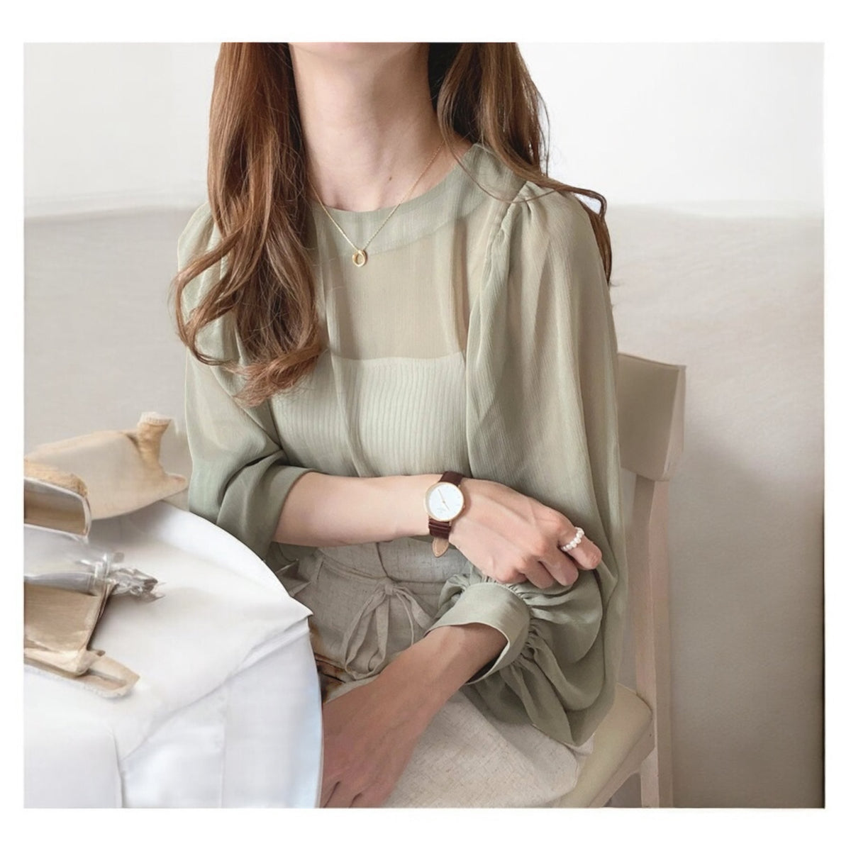 シアーブラウス