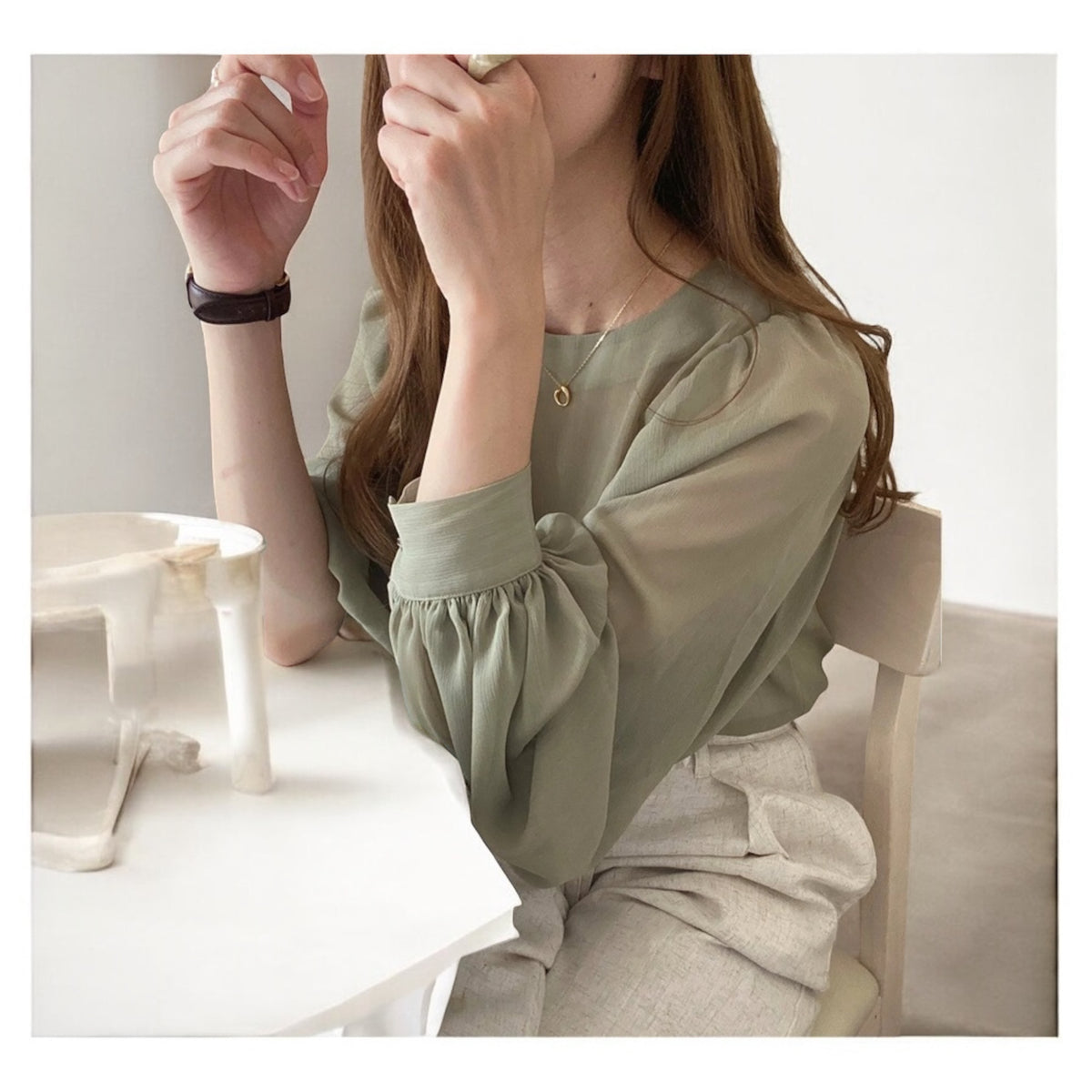 シアーブラウス